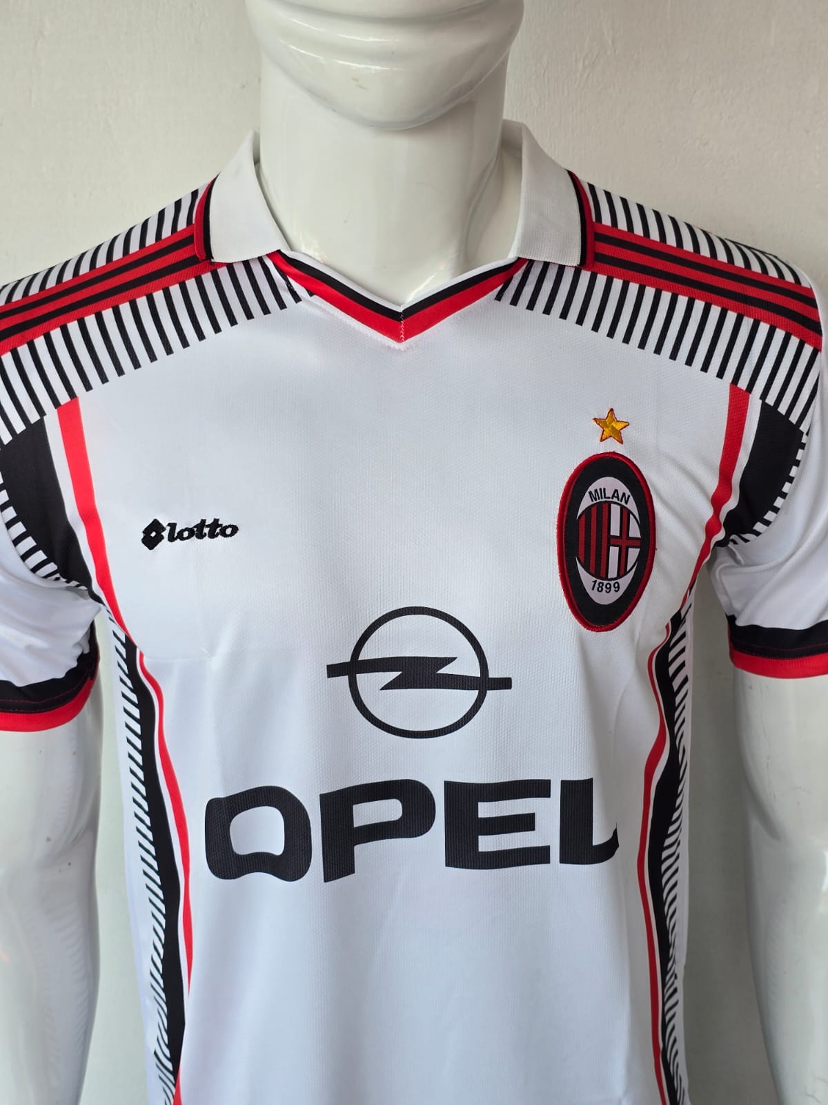 AC Milan 1997-98 away (MALDINI) - View 1